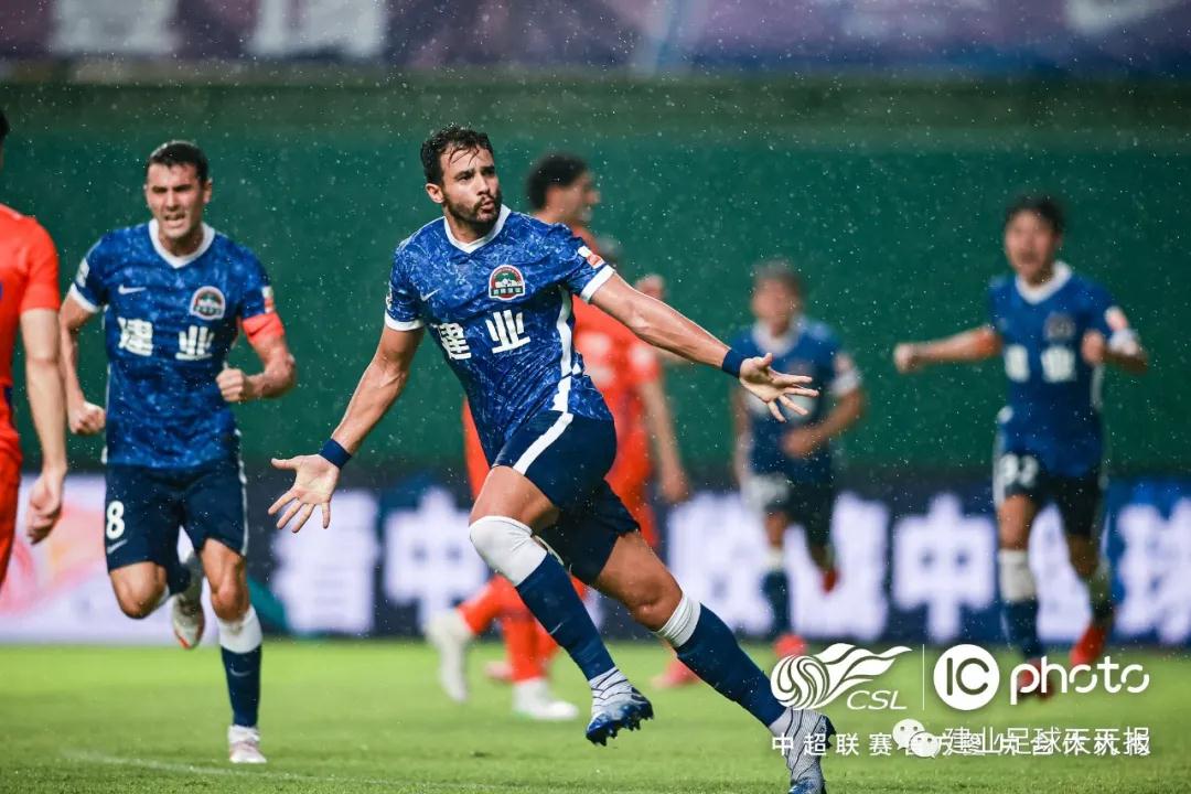 متى قرعة دوري ابطال اوروبا 2025 دوري 16؟ مواعيد وتفاصيل مثيرة