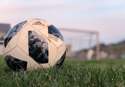 متى قرعة دوري أبطال أفريقيا 2025؟